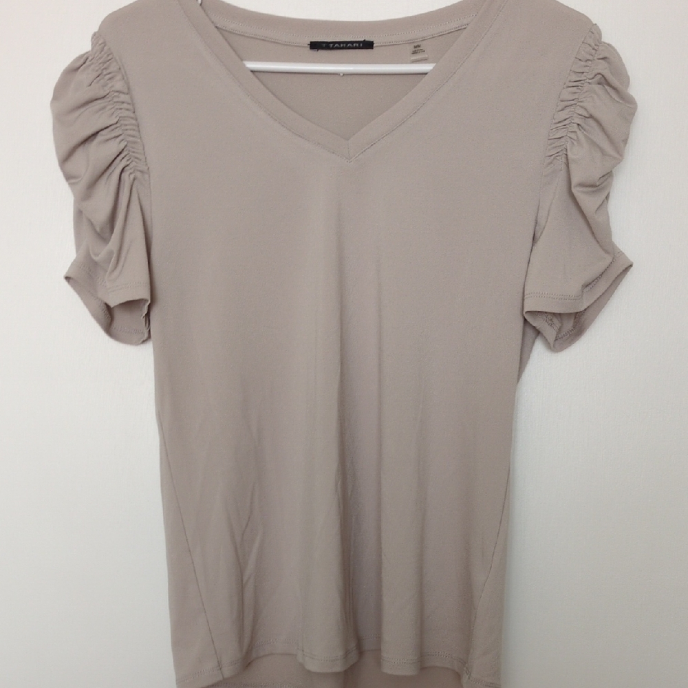 Tahari Light Taupe Short Sleeve Top